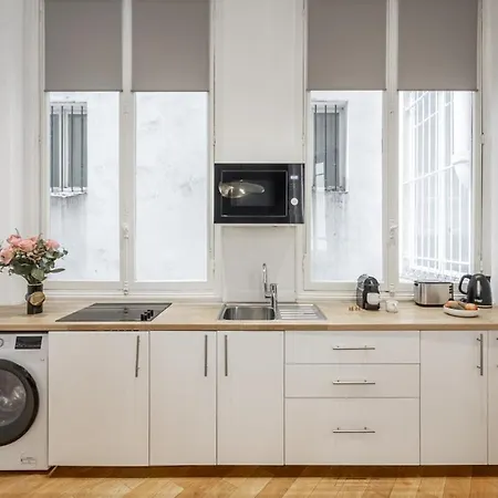 Champs Elysees - Amazing - Апартаменты Париж